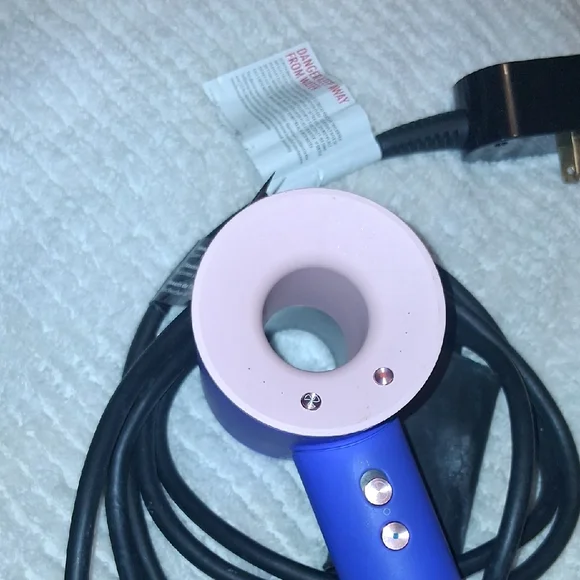 Dyson Black and White Label - Picture 2 of 4